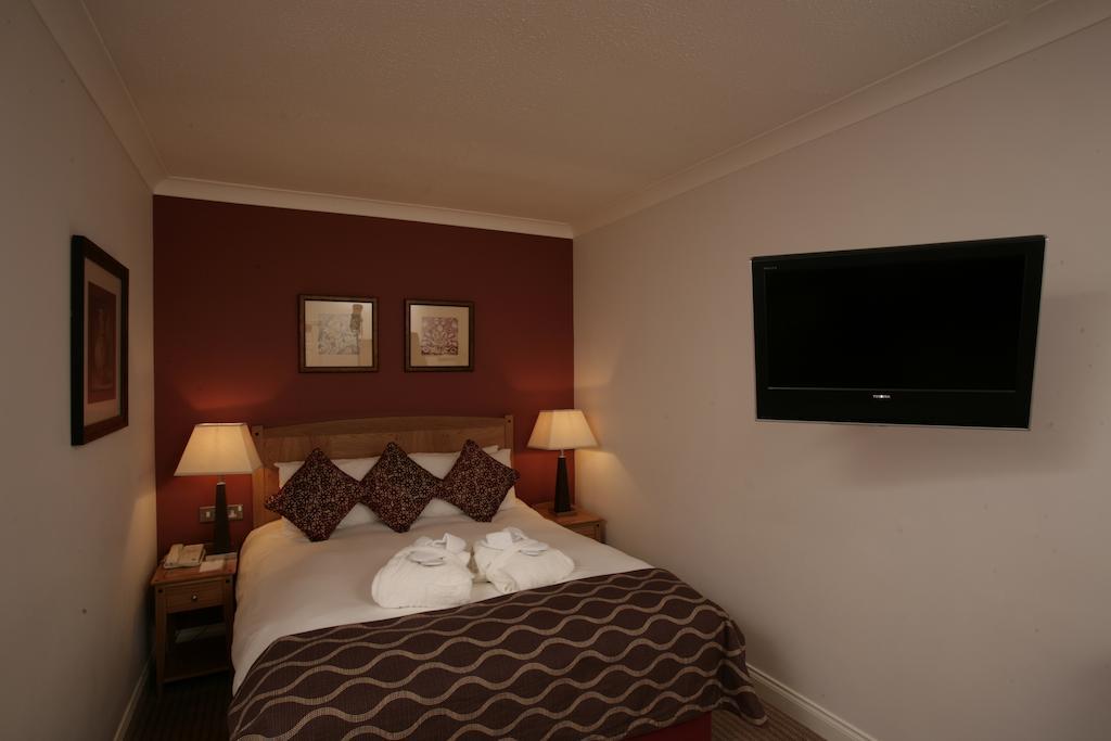 Cisswood House Hotel Horsham Eksteriør billede